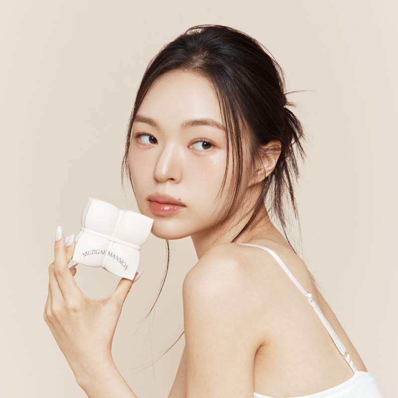 MUZIGAE MANSION Sleek Water Cushion - 3 colors to choose