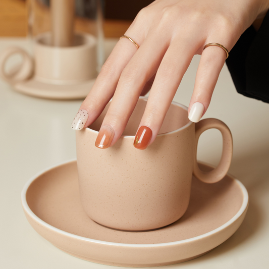 DASHING DIVA Magic Press Regular Round Mani Cafeteria MDR3F005RR