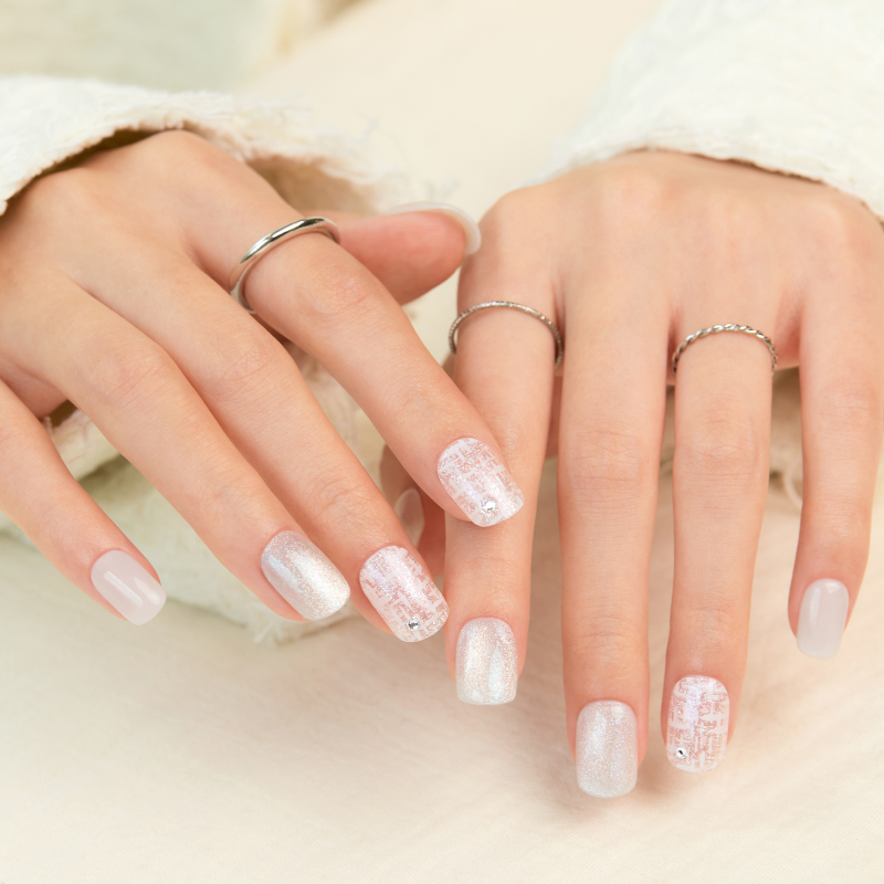 DASHING DIVA Magic Press Regular Round Mani Pure Tweed MDR3F038RR