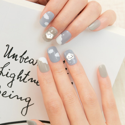 DASHING DIVA Magic Press Regular Round Mani Cumulus MDR3F039RR