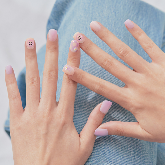 DASHING DIVA Magic Press Mani Shy Smile MGL3P080SS