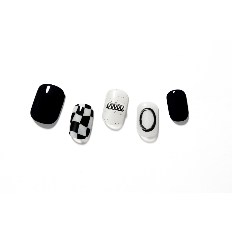 DASHING DIVA Magic Press Mani Dark Room MGL3P085RR