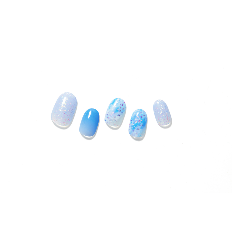 DASHING DIVA Glow Gel Strip Mani Shiny Blue WMA020