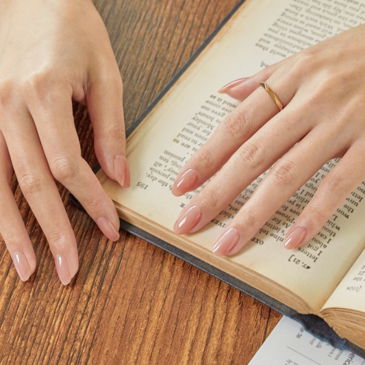 DASHING DIVA Glow Gel Strip Mani Berry WMC002