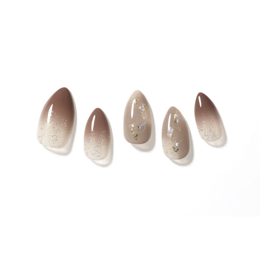 DASHING DIVA Magic Press Stiletto Mani Cream Grey MDR3F026ST