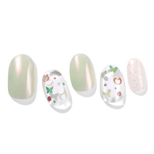 DASHING DIVA Glaze Mani Magic Land ZMA046