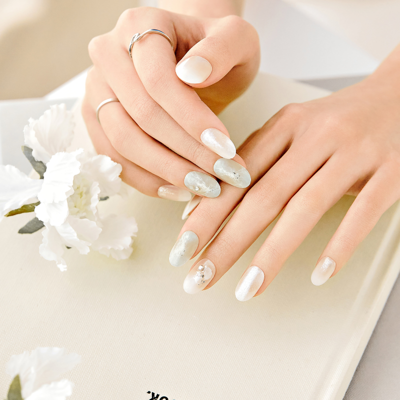 DASHING DIVA Magic Press Mani Natural Touch MGL3P056OL