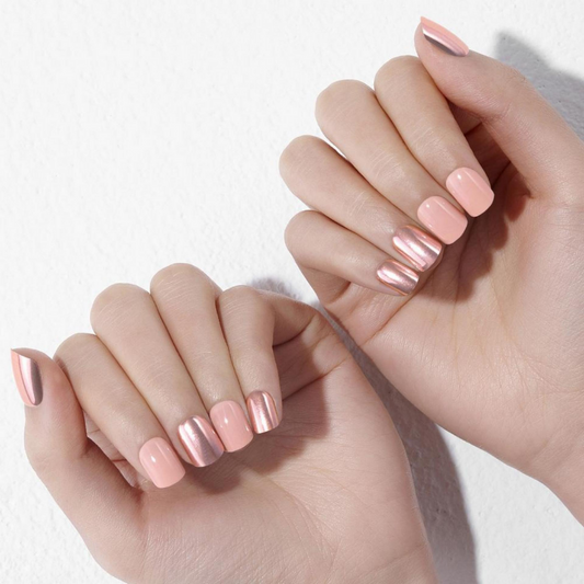 DASHING DIVA Magic Press Soft Metallic Short Mani Soft Pink Gold MWK016SS