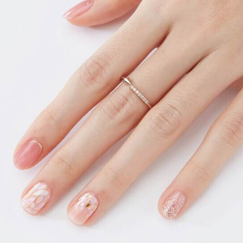 DASHING DIVA Magic Gel Strip Mani Pink Nacre GVP62