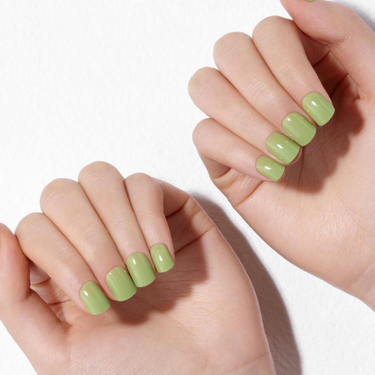 DASHING DIVA Magic Press Bohemian Color Short Mani Avocado MWK069SS