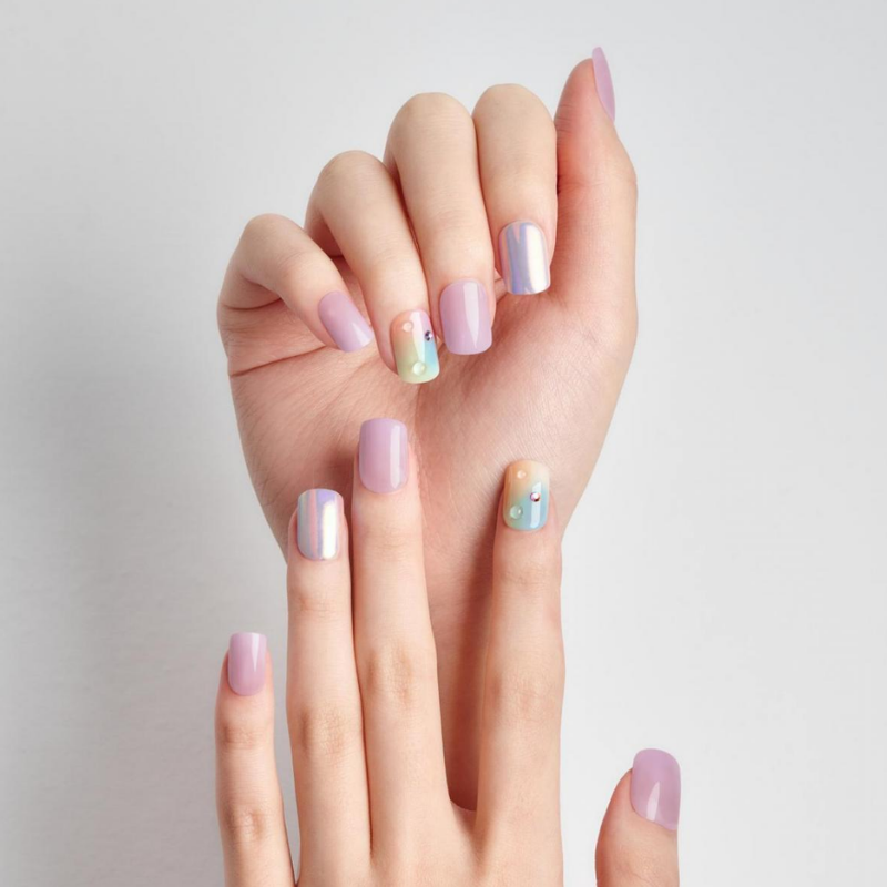 DASHING DIVA Magic Press Mani Dewy Cloud MGL038