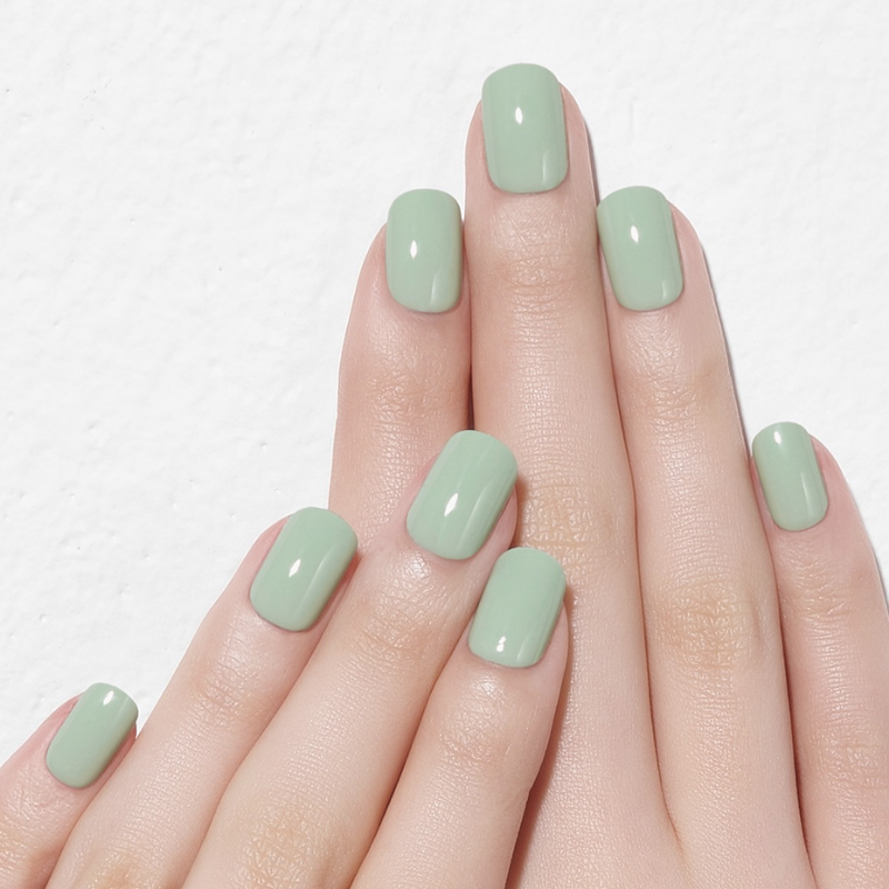 DASHING DIVA Magic Press Healing Green Mani Milky Green MWK111RR