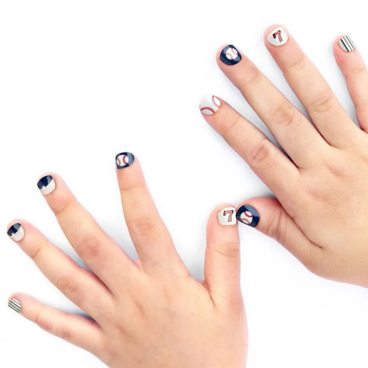 DASHING DIVA Magic Press Kids Mani Baseball MPKD31