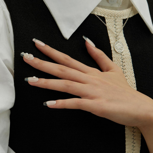 DASHING DIVA Magic Press Premium Coffin Mani Pearly White MDR1164PC