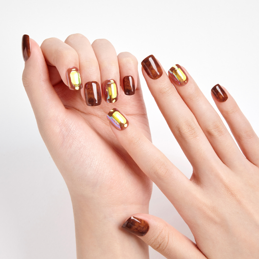 DASHING DIVA Magic Press Premium Regular Square Mani Mocha Amber Shine MDR1130PR