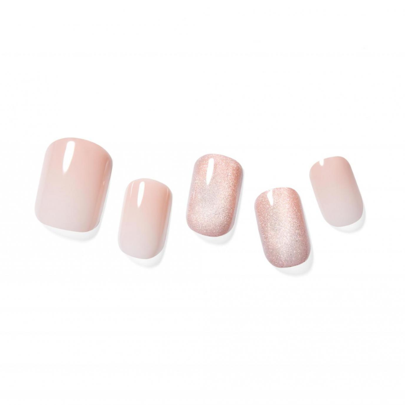 DASHING DIVA Magic Press Regular Round Mani Shimmering Cream MGL2F080RR