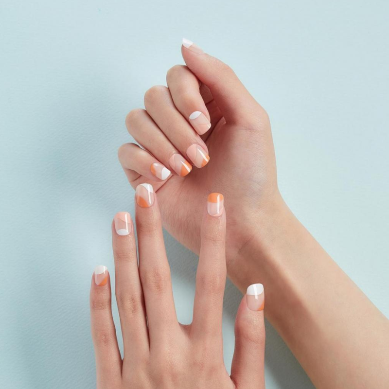 DASHING DIVA Magic Press Short Square Mani Orange Wave MGL141SS