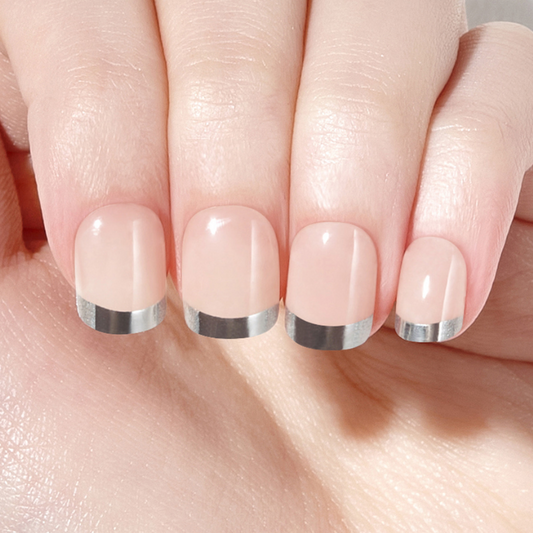 DASHING DIVA Magic Press Short Square Mani Silver French MWK156SS