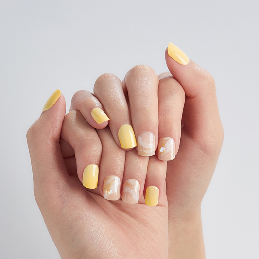 DASHING DIVA Magic Press Short Square Mani Sour Cream MGL101SS