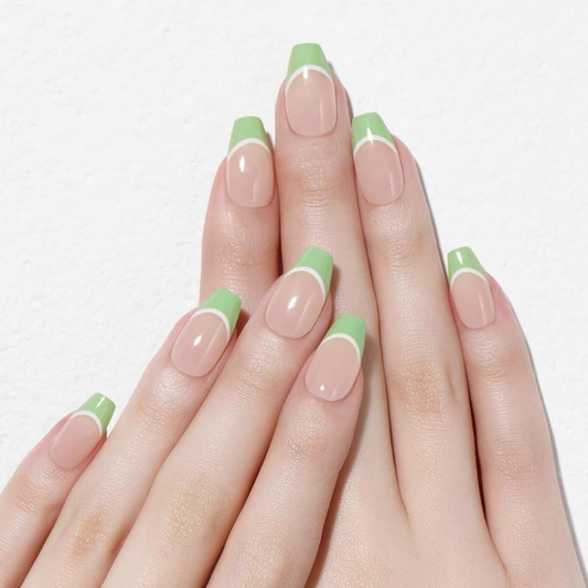 DASHING DIVA Magic Press Coffin Two Tone French Mani Green White MWK106CF
