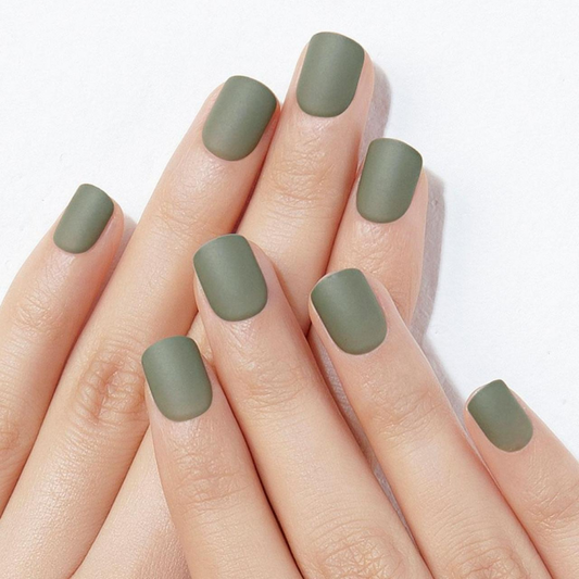 DASHING DIVA Magic Press Tone Up Short Mani Hunter Green MDR791SS