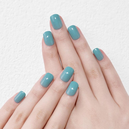 DASHING DIVA Magic Press Urban Organic Mani Turquoise MWK084RR