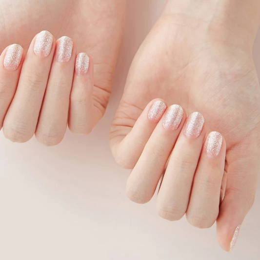 DASHING DIVA Tint Gel Strip Mani White Gold Glitter DT22