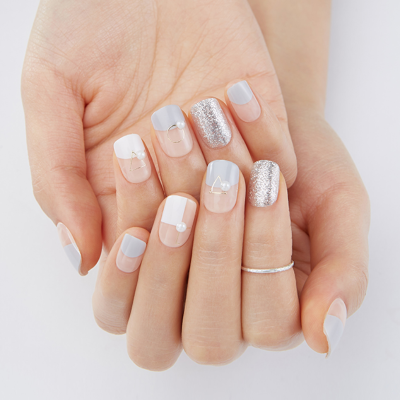 DASHING DIVA Magic Press Mani Pearl Grey MDR434