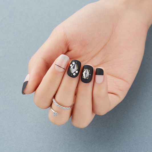 DASHING DIVA Magic Press Big Stone Mani Giselle MDR567PR (GLAM MOVE)