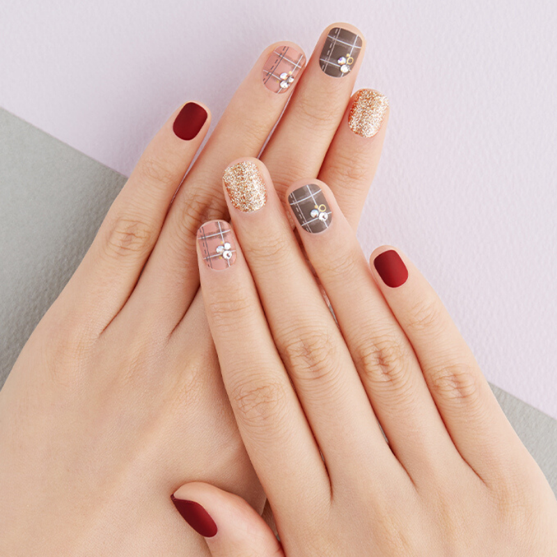 DASHING DIVA Magic Press Short Mani Kitten Lady MDR561SS (GLAM MOVE)