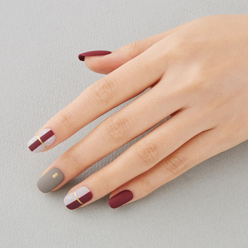 DASHING DIVA Magic Press Mani Long Red Suit MDR548SL (GLAM MOVE)