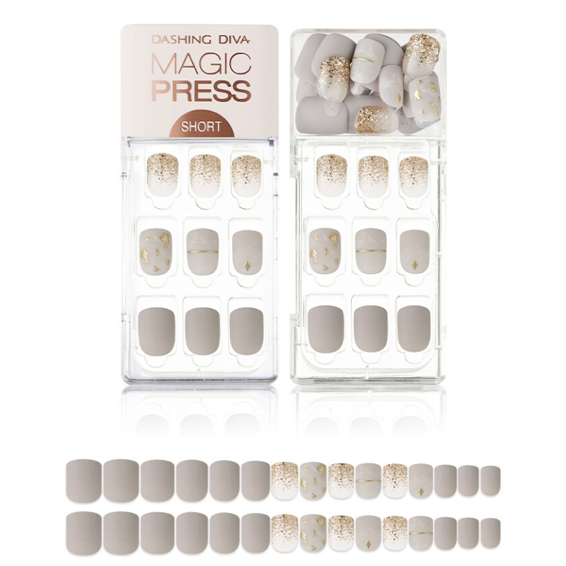 DASHING DIVA Magic Press Short Mani Posh Gold MDR536SS (GLAM MOVE)