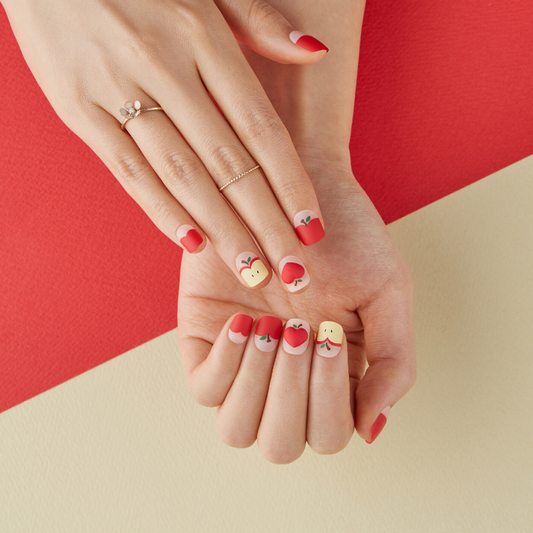 DASHING DIVA Magic Press Short Mani Very Apple MDR595SS (SOFT SHINE)