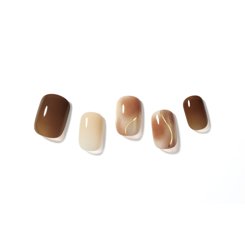 DASHING DIVA Magic Press Regular Round Mani Saddle Brown MDR3F016RR