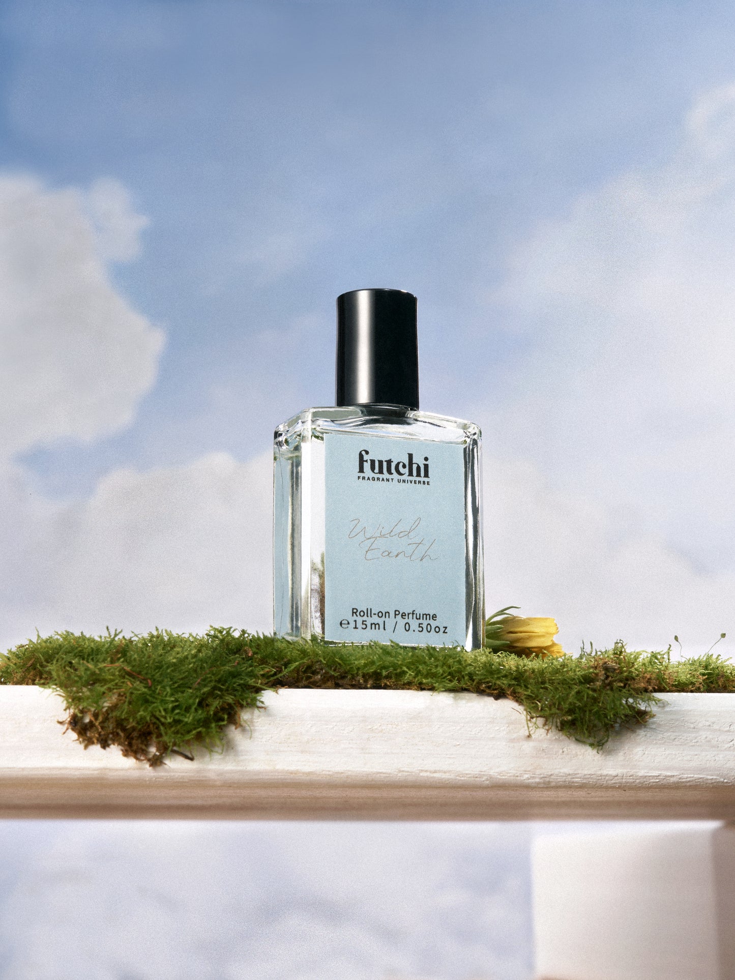 "futchi ROLL-ON PERFUME 《WILD EARTH》"