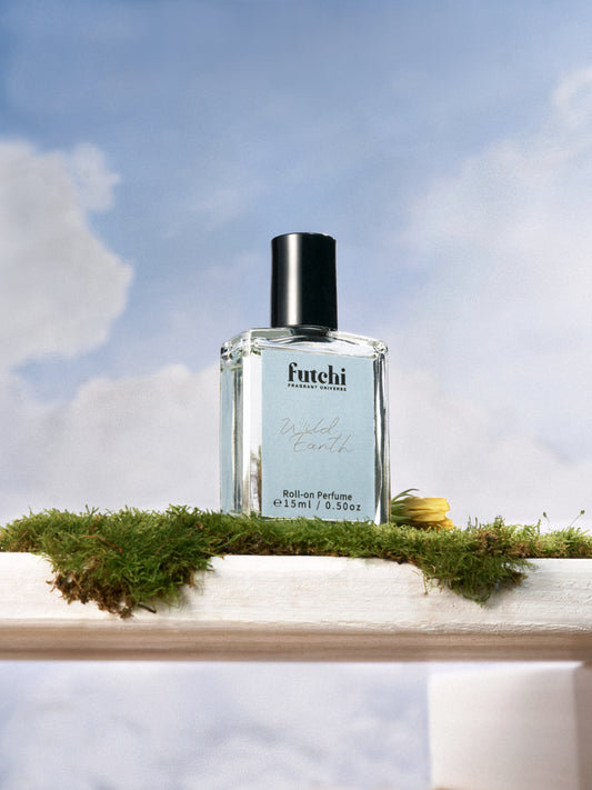 "futchi ROLL-ON PERFUME 《WILD EARTH》"