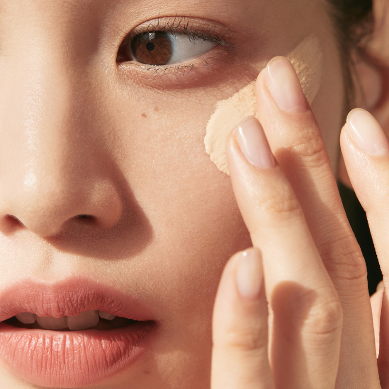 [CLEARANCE] [EXPIRY APR 2027] hince Second Skin Foundation (22 Beige)