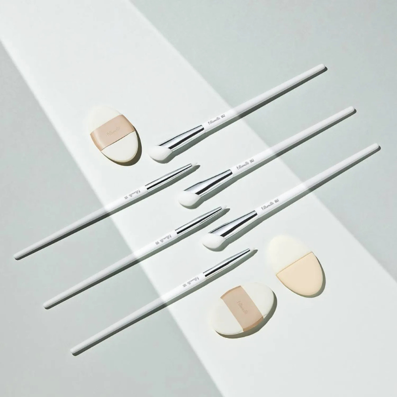 Fillimilli Detail Contour Brush Duo (+Fitting Contouring Puff)