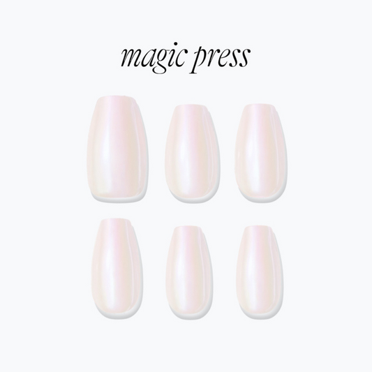 DASHING DIVA Magic Press Coffin Mani Essential MDR4F021CF