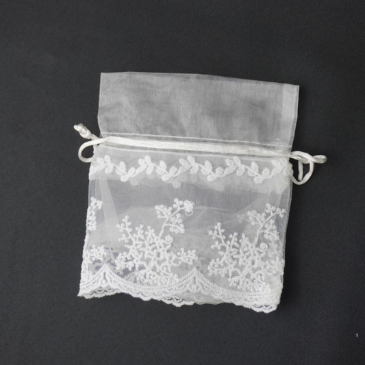 [FREE GIFT] PERIPERA Palace Collection Pouch (Lace)