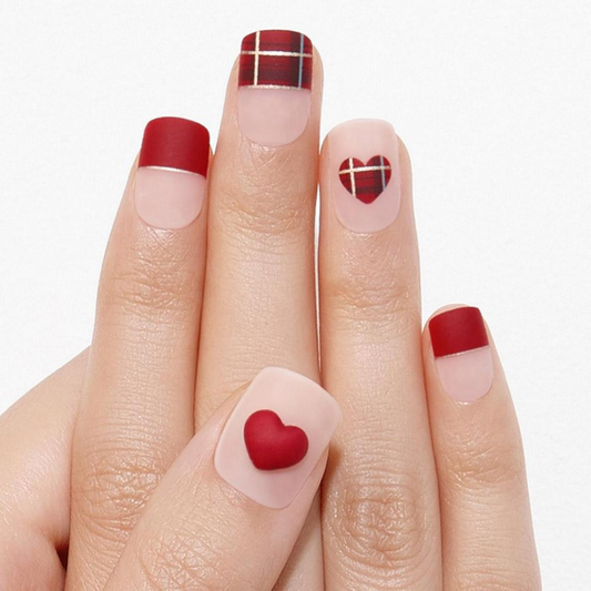 DASHING DIVA Magic Press Wonder Red Mani Better Than Heart MDR821